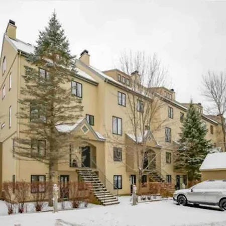 Luxury Retreat-3